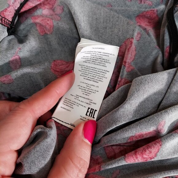 Womens Off-Shoulder Black & Red Floral Peplum Blouse - Picture 8 of 12